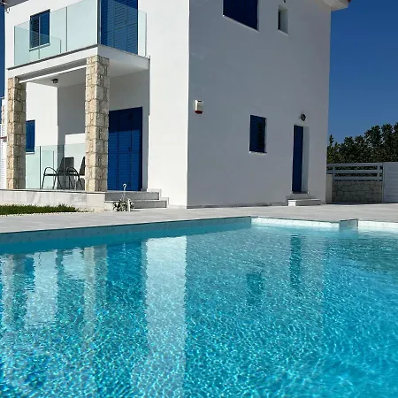 Villa Jomavi Eco-villa Polis