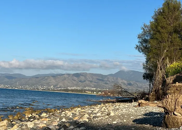 Jomavi Eco-villa Polis