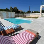 Jomavi Eco-villa *