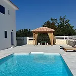 Jomavi Eco-villa Villa Polis