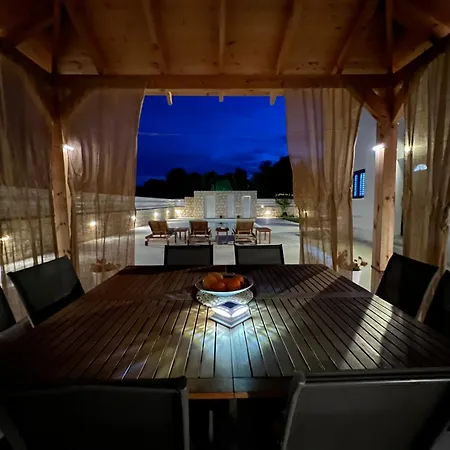 Villa Jomavi Eco-villa