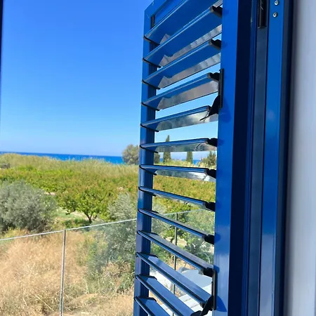 Vila Jomavi Eco-villa Polis