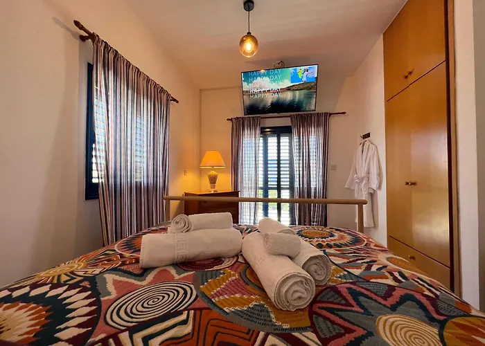 Villa Jomavi Eco-villa Polis